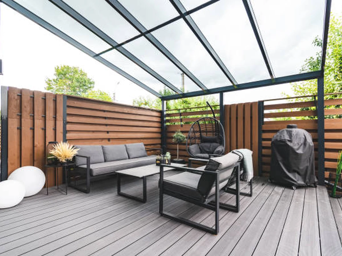 deck-painting-covered-outdoor-deck-york-painters Covered outdoor deck treated by York Painters, professional deck coating service