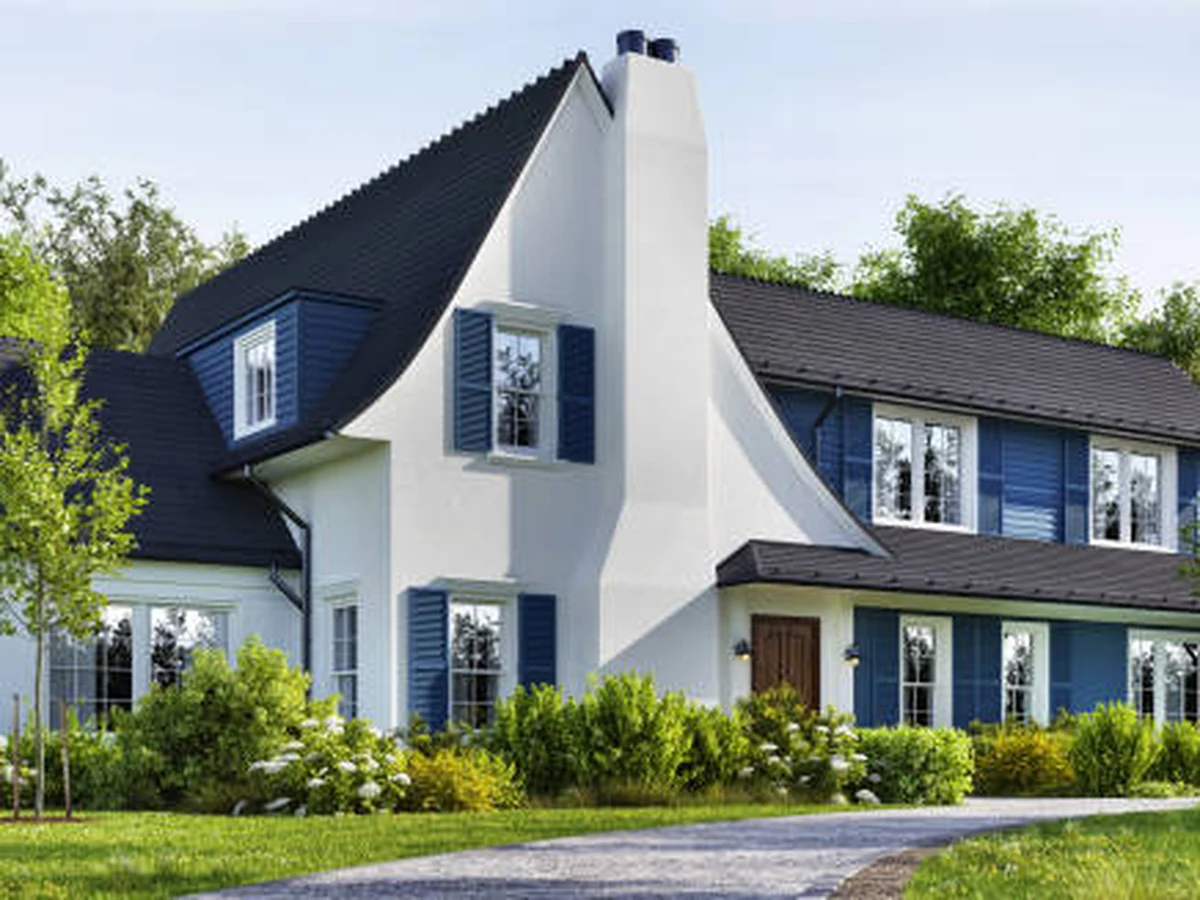 White rendered house exterior freshly painted by York Painters