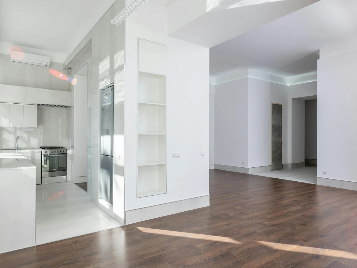 interior-painting-empty-white-interior-york-painters White painted interior walls and ceiling in York home